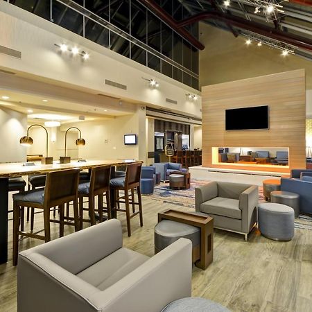 Crowne Plaza Tulsa Hotel Southern Hills المظهر الخارجي الصورة