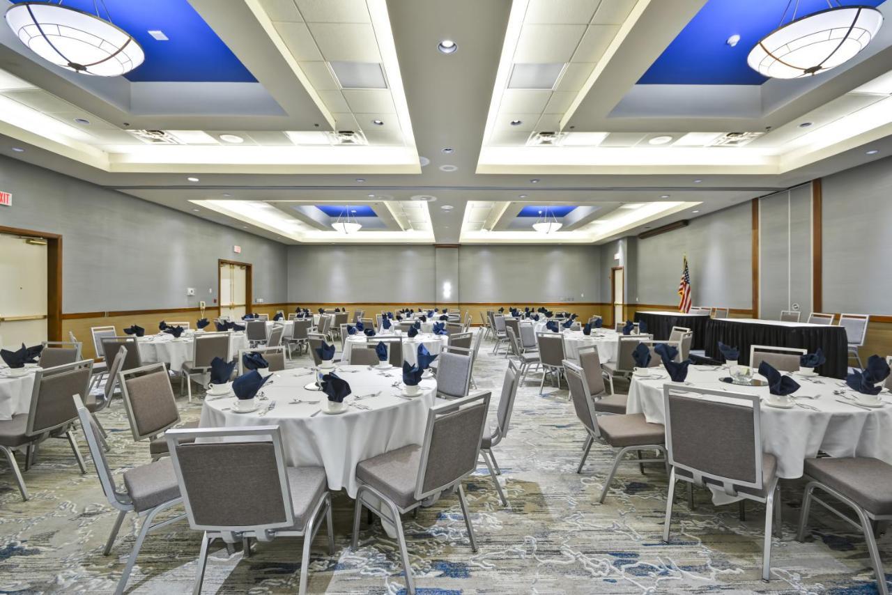 Crowne Plaza Tulsa Hotel Southern Hills المظهر الخارجي الصورة