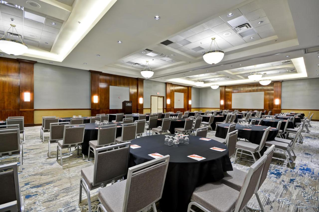 Crowne Plaza Tulsa Hotel Southern Hills المظهر الخارجي الصورة