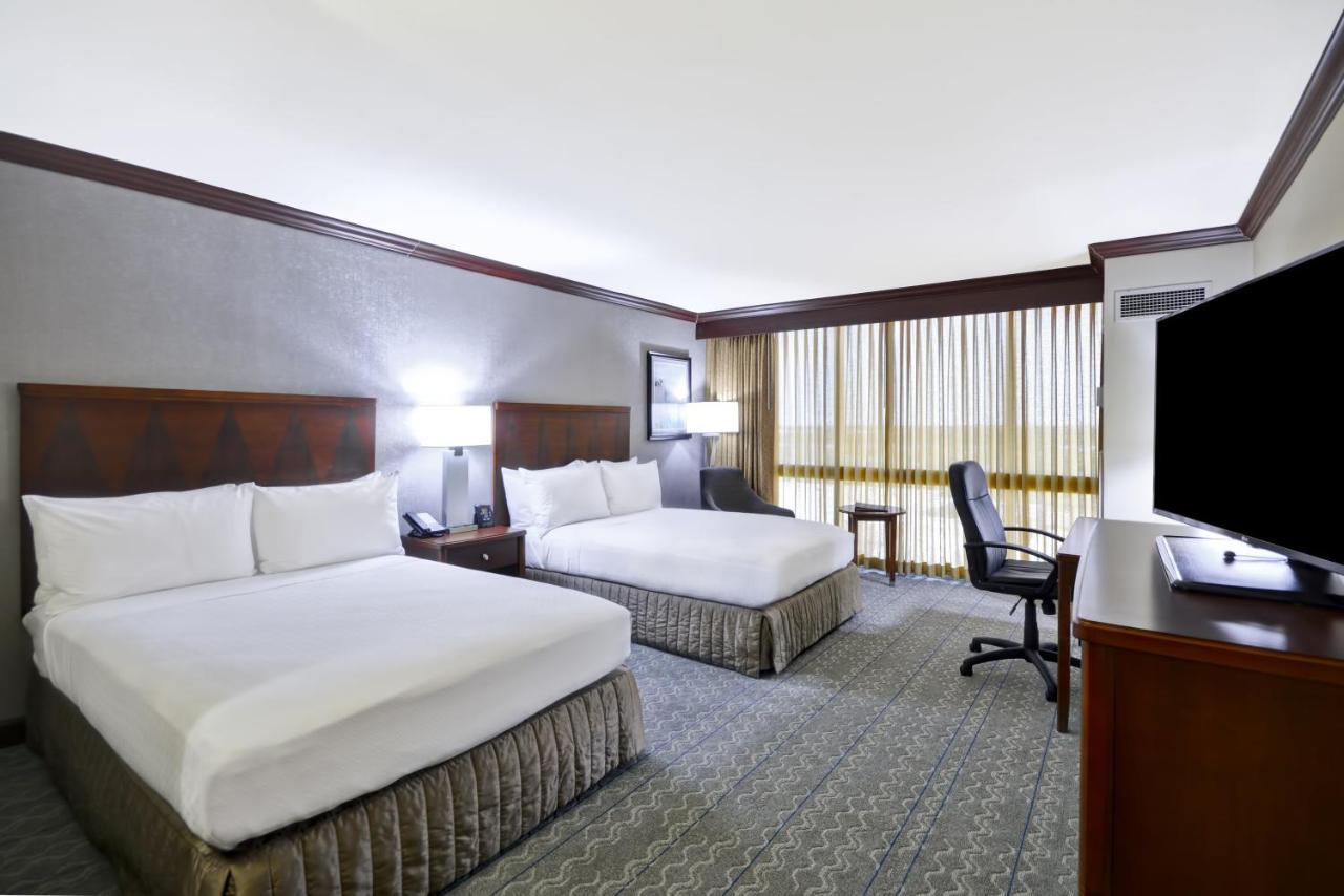 Crowne Plaza Tulsa Hotel Southern Hills الغرفة الصورة