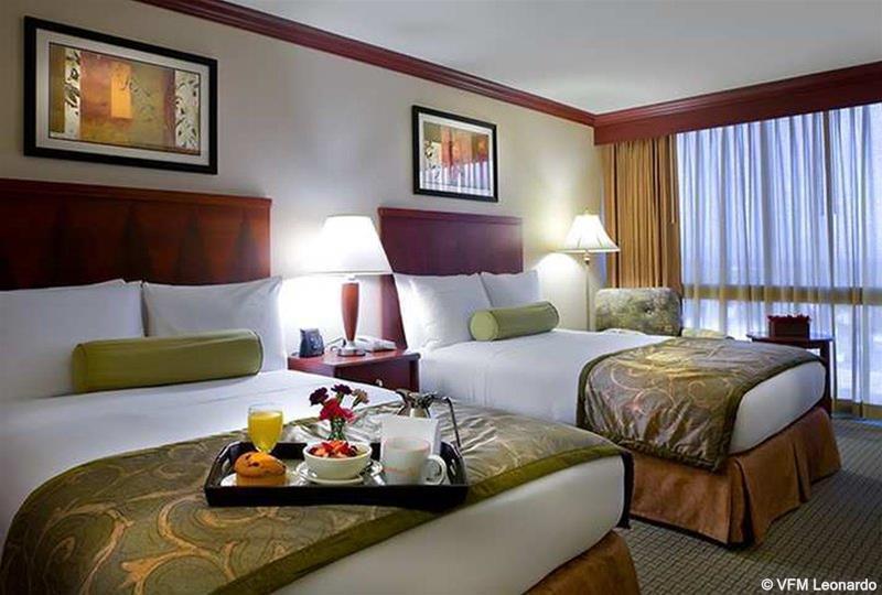 Crowne Plaza Tulsa Hotel Southern Hills المظهر الخارجي الصورة