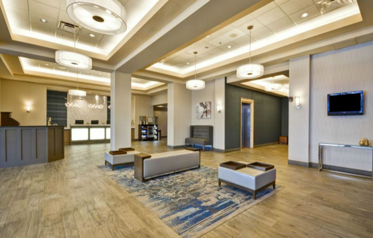 Crowne Plaza Tulsa Hotel Southern Hills المظهر الخارجي الصورة