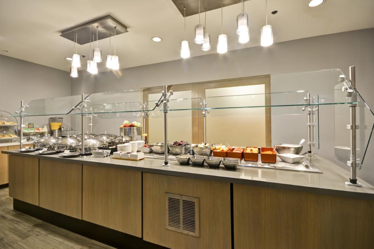 Crowne Plaza Tulsa Hotel Southern Hills المظهر الخارجي الصورة