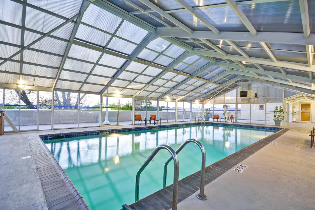 Crowne Plaza Tulsa Hotel Southern Hills المظهر الخارجي الصورة