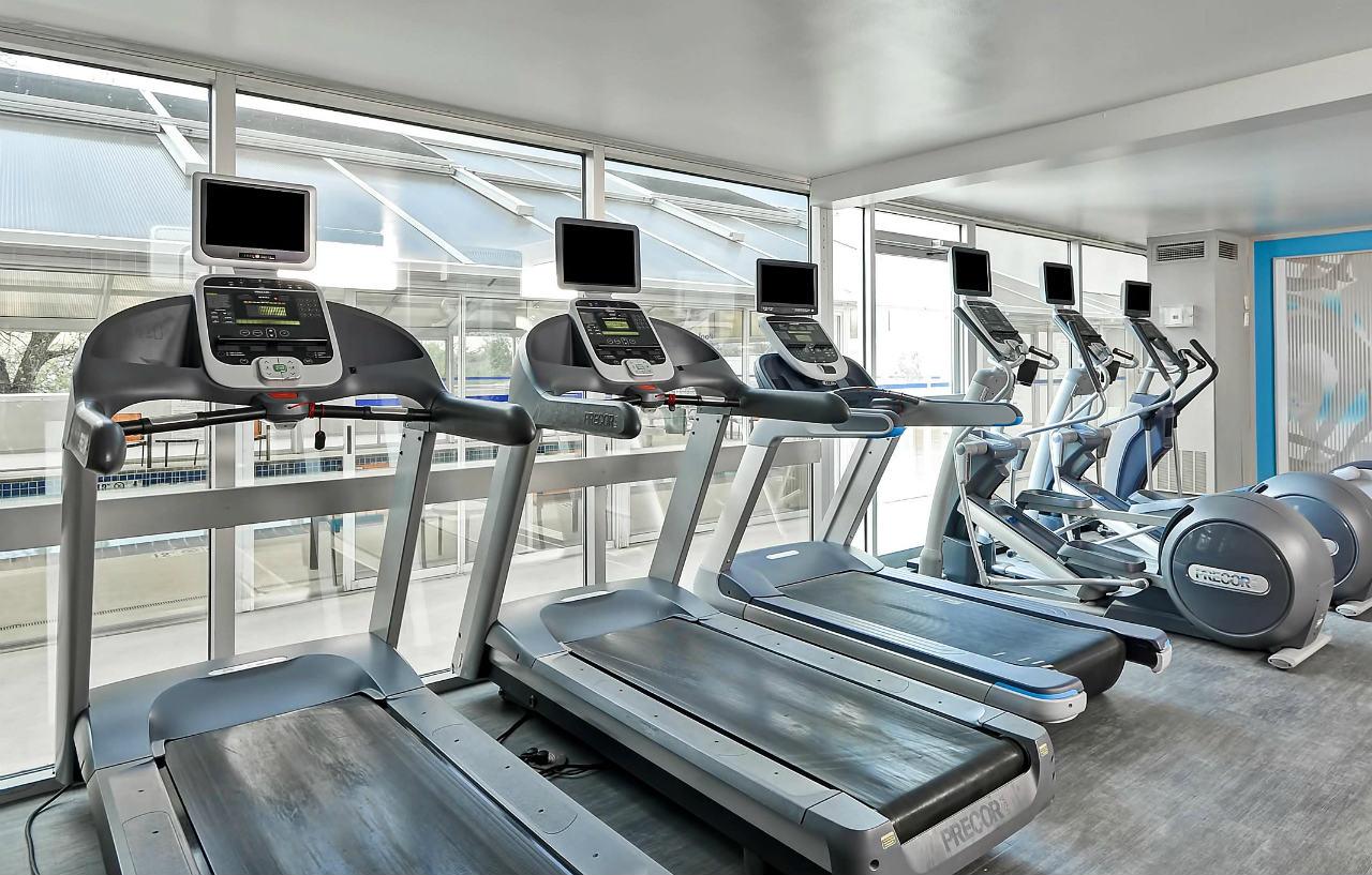 Crowne Plaza Tulsa Hotel Southern Hills المظهر الخارجي الصورة